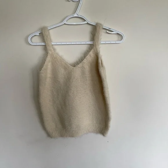 IVORY fuzzy sweater set Fashion Nova (NWOT) - Picture 3 of 7